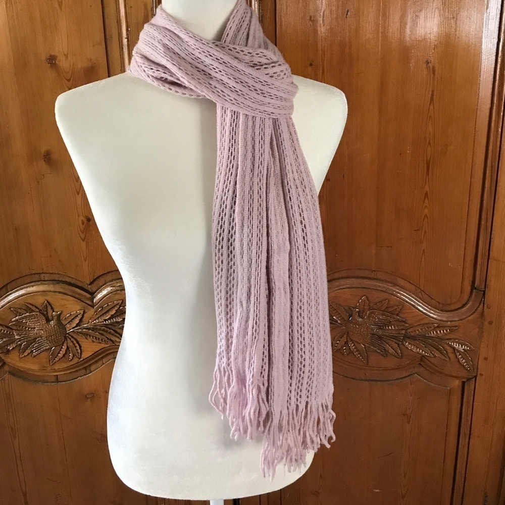 Loose Knit Dusty Pink Scarf